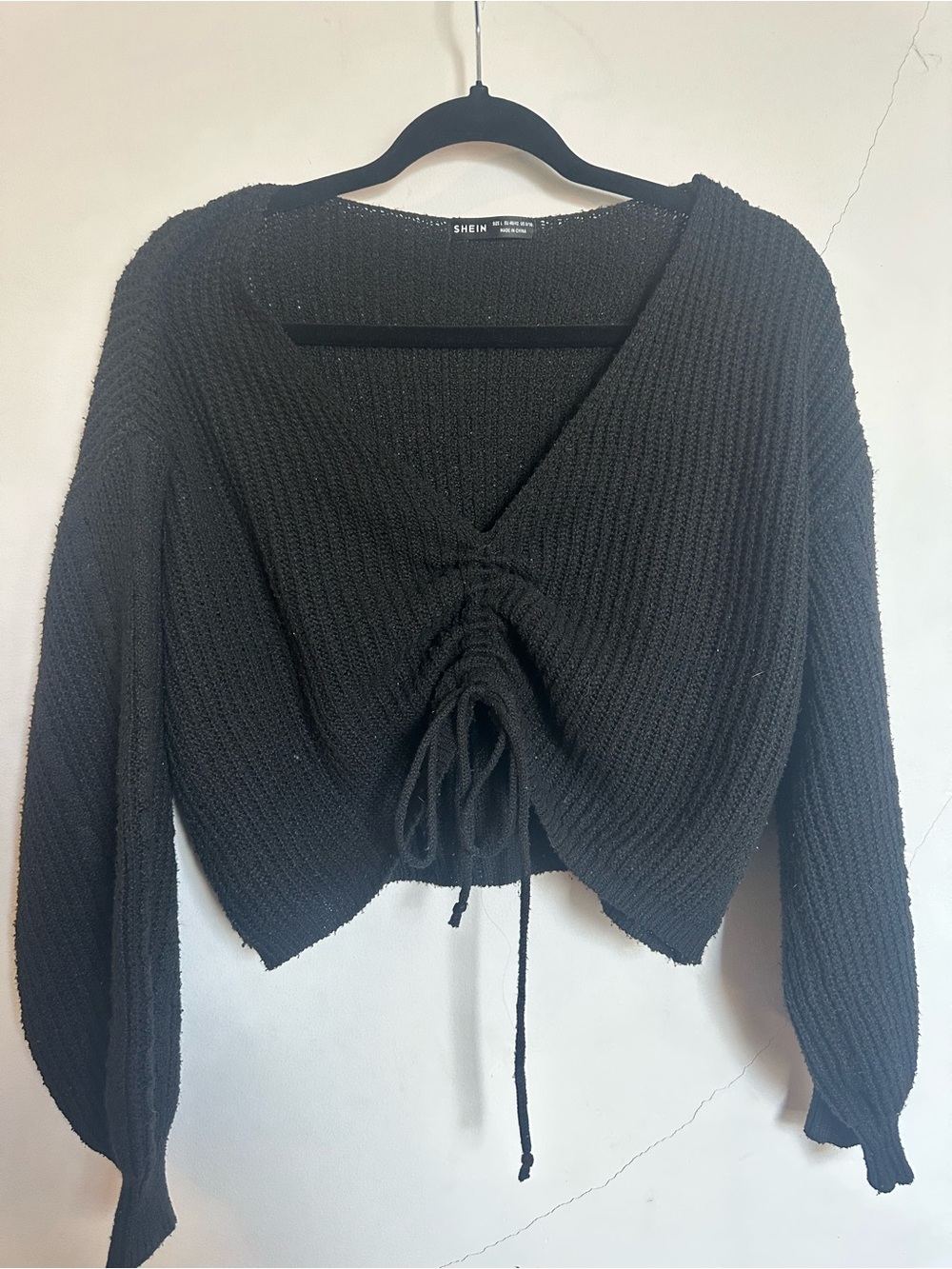 SHEIN Black Chunky Knit Cropped Sweater with Drawstring